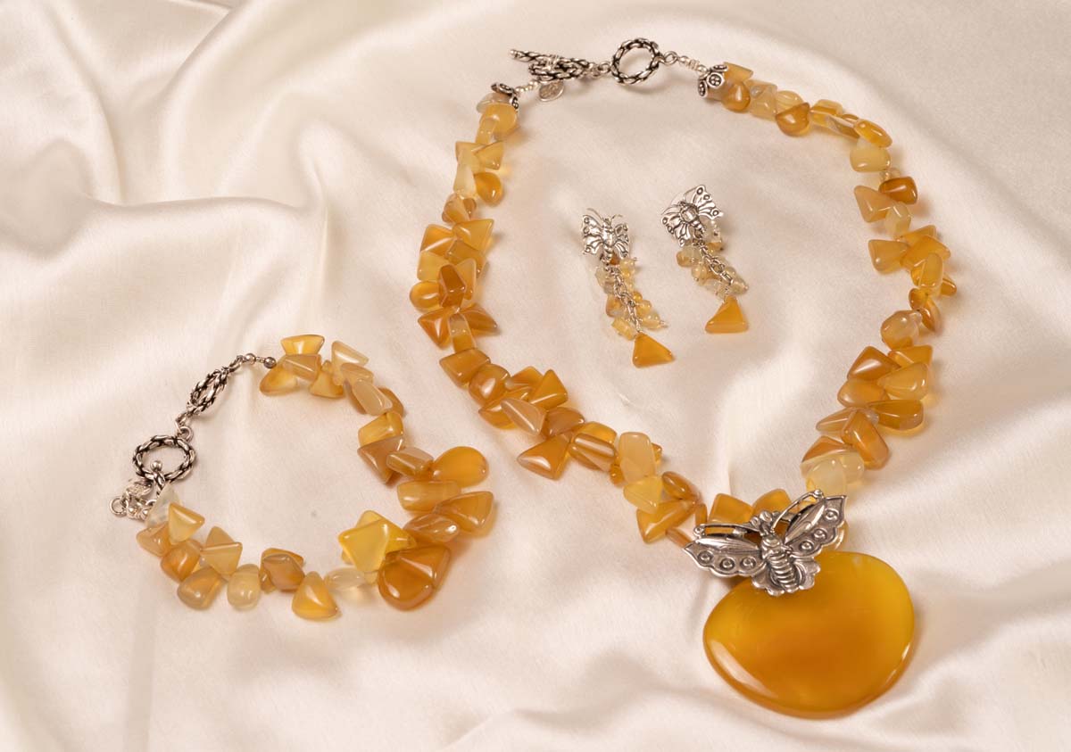 92.5% PURE SILVER AND SEMI PRECIOUS STONE COLLECTION NATURAL HONEY AGATE NECKLACE, EARRINGS AND BRACELET