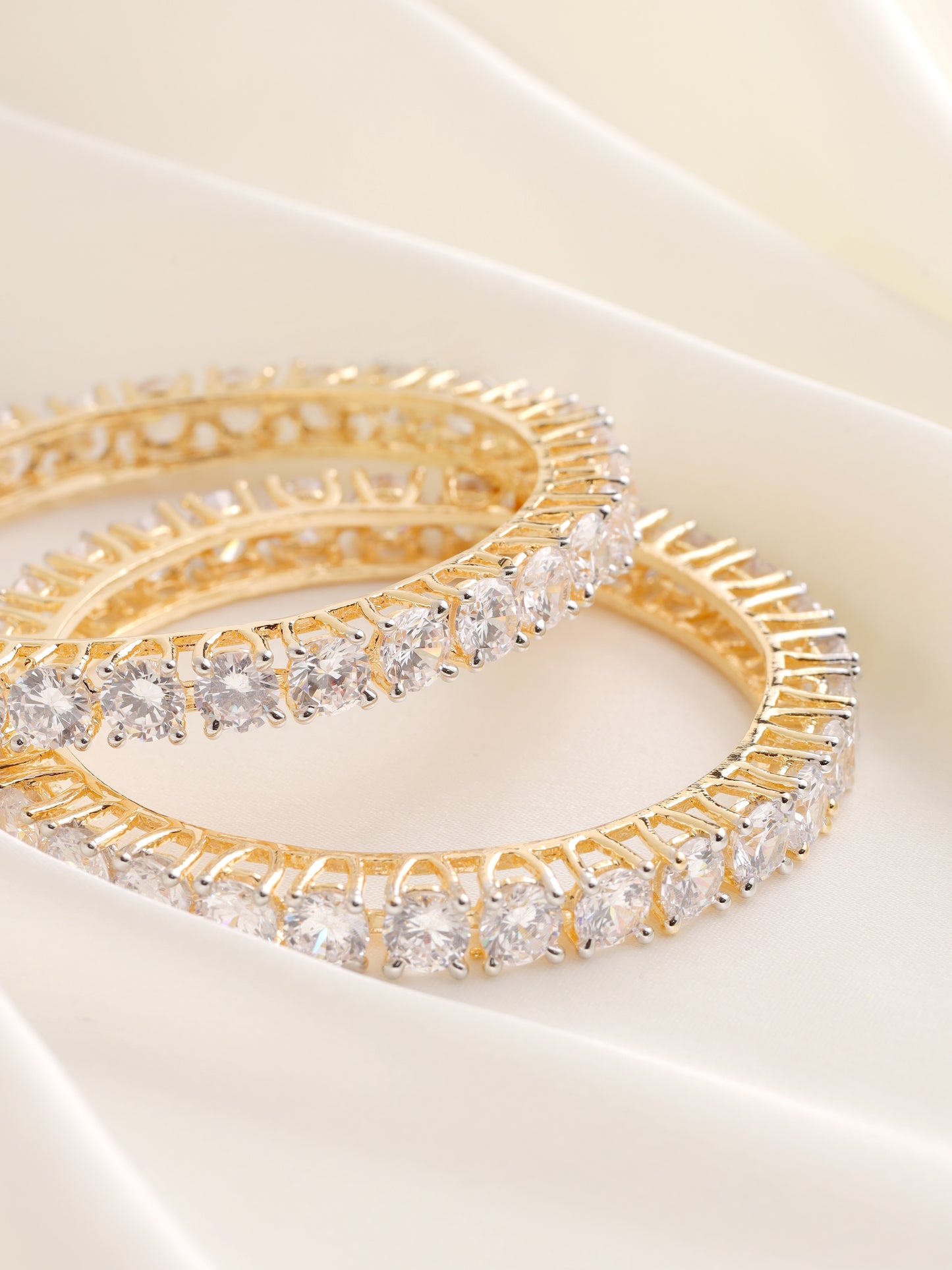 CLASSIC SOLITAIRE BANGLES GOLD (PAIR)