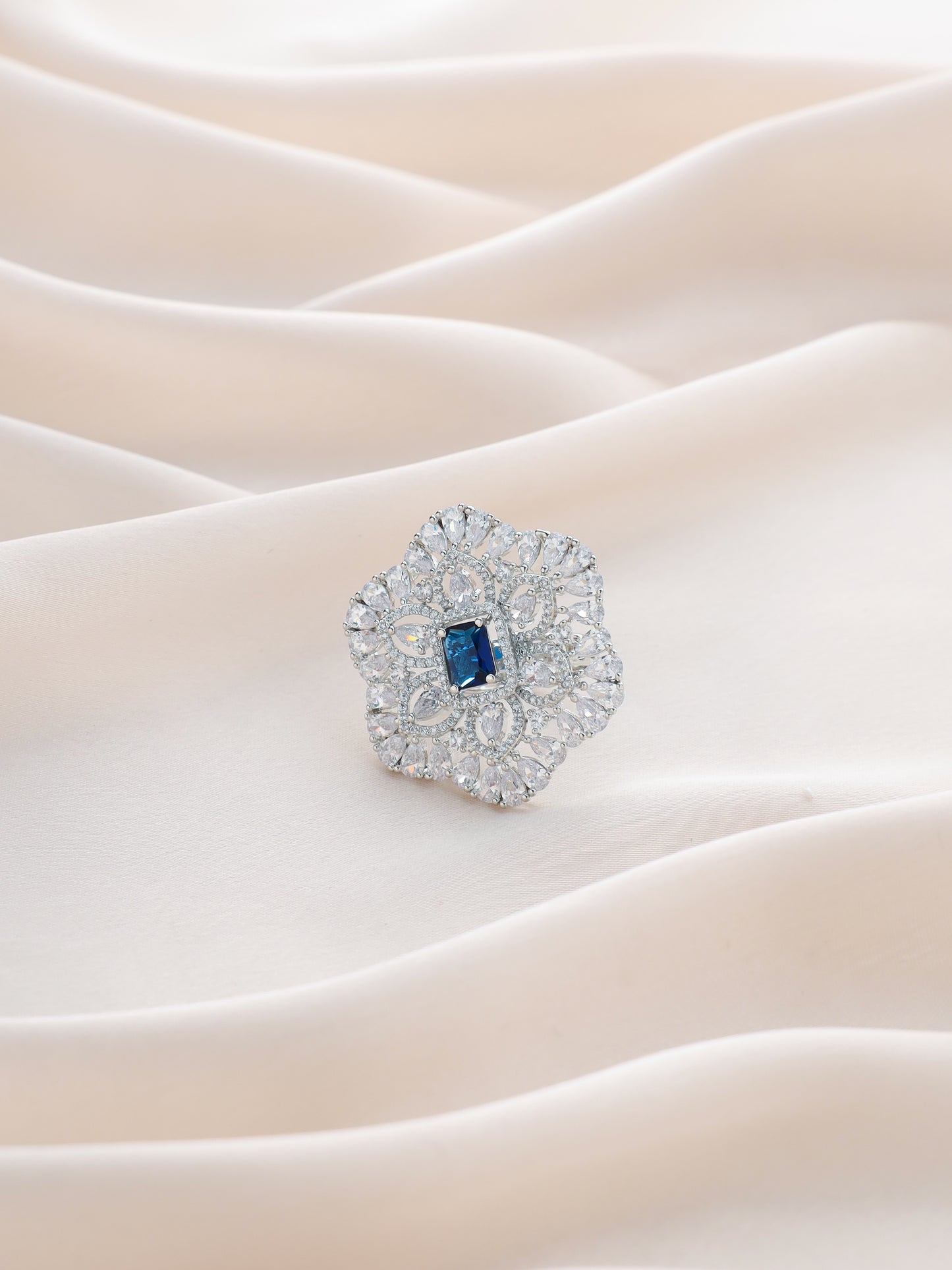 BLUE NILE RING