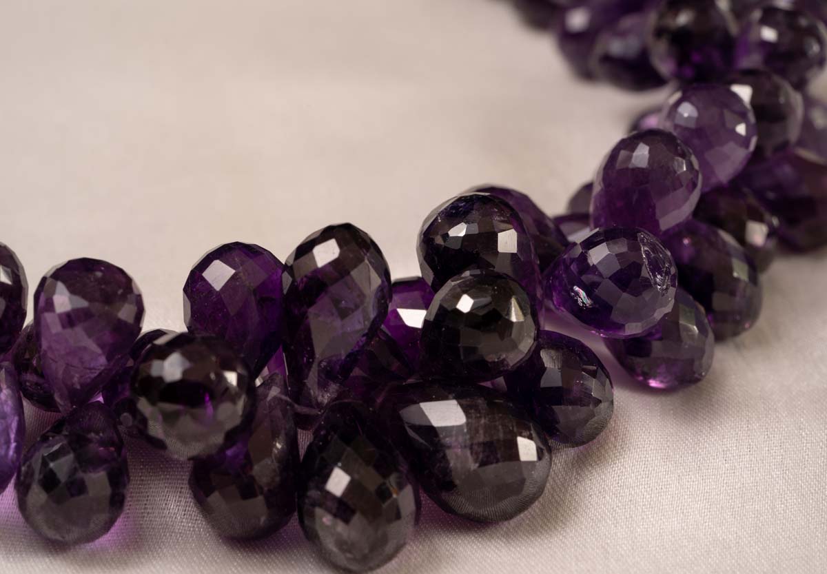 NATURAL AMETHYST NECKLACE AND EARRINGS